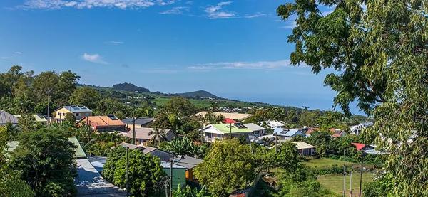 Appartement à vendre 2 pièces 63.2m² Le Tampon (97430)