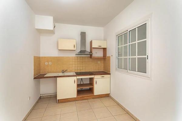Appartement à vendre 2 pièces 63.2m² Le Tampon (97430)