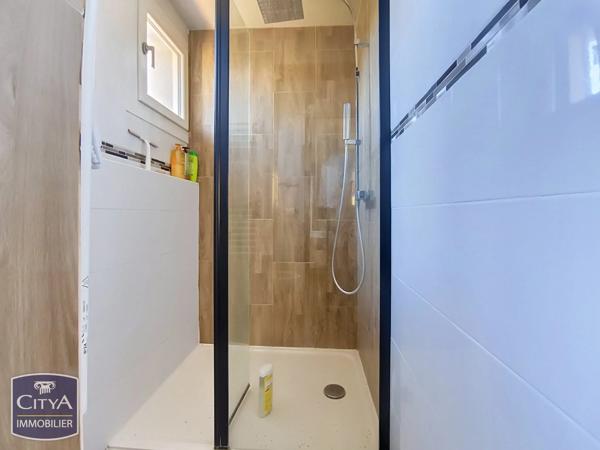 Maison à vendre 7 pièces 162m² Saint-Laurent-de-la-Salanque (66250)