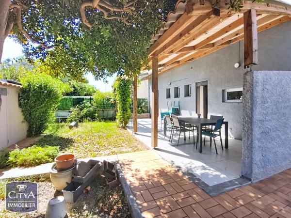 Maison à vendre 7 pièces 162m² Saint-Laurent-de-la-Salanque (66250)