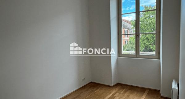 Location Appartement 3 pièces 65.1 m² - ÉTampes 91150