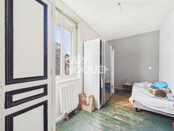 Maison à rénover avec fort potentiel à Saint-Pierre-lès-Elbeuf