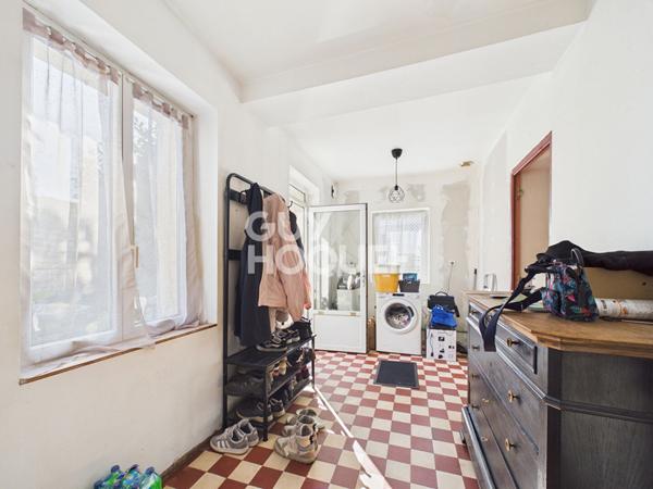 Maison à rénover avec fort potentiel à Saint-Pierre-lès-Elbeuf