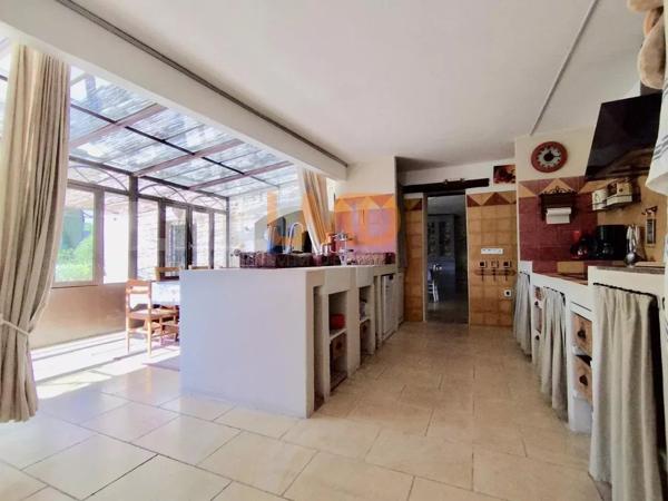 Charme - Atypique - Belle Restauration - Piscine