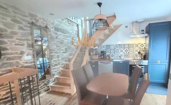 Maison de village en pierre