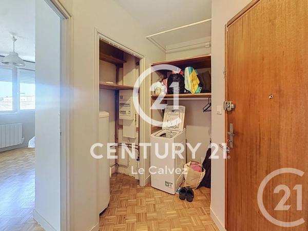 Appartement F2 à vendre  2 pièces - 34 m 2   GUINGAMP  - 22