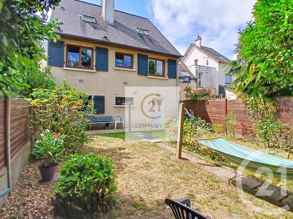 Maison à vendre  5 pièces - 102,50 m 2   RENNES  - 35