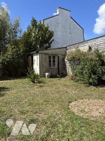 LORIENT Merville une maison de 186 m² habitable de 3 niveaux sur terrain clos de 357 m²