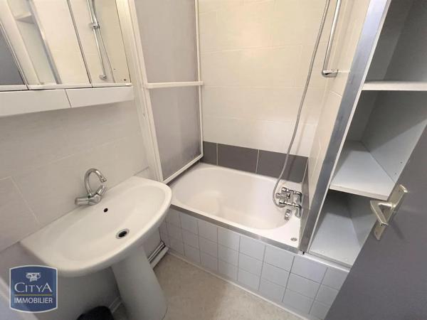 Appartement à louer 1 pièce 20.31m² Saint-Quentin (02100)