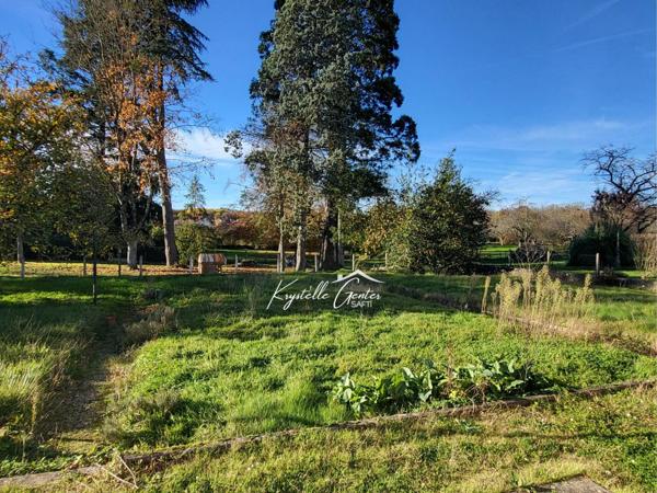 Maison individuelle en impasse avec jardin