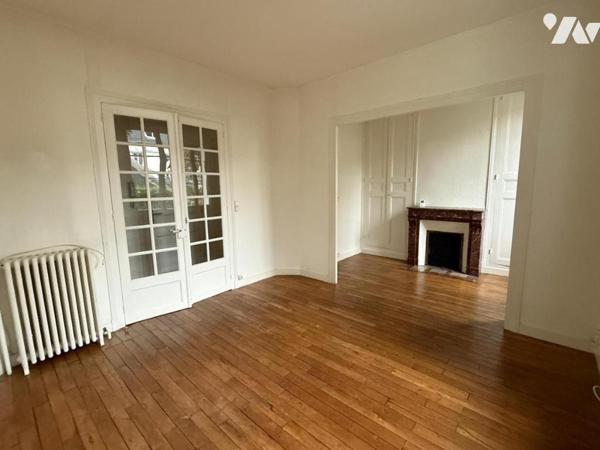 Appartement deux chambres avec jardin, rue Origet au jardin des Prébendes 