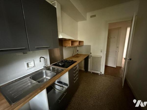 Appartement deux chambres avec jardin, rue Origet au jardin des Prébendes 
