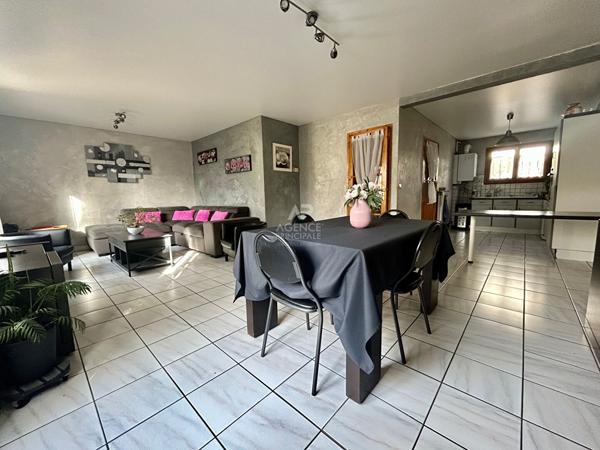Maison 4 pièces - 3 chambres - 78260 Achères 379 000 € **  - Référence  9283