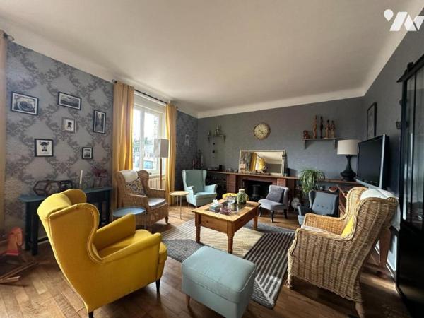 MONTEBOURG (50310), Plein Centre