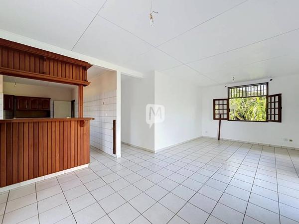 DPT GUYANE, à vendre CAYENNE maison individuelle T4 + appartement T2 de 139 m²