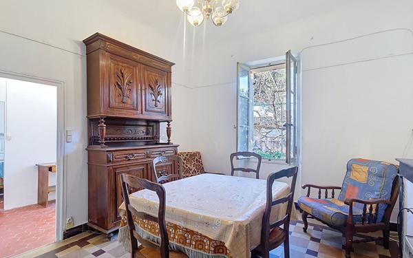 Maison à vendre    7 pièces • 131 m2 Toulon