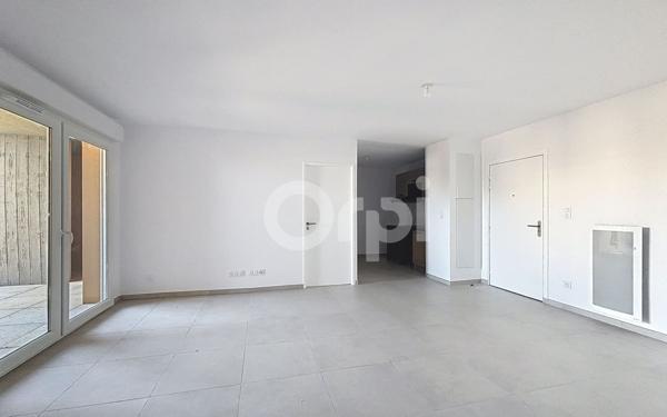 Appartement à vendre    3 pièces •  Pollestres