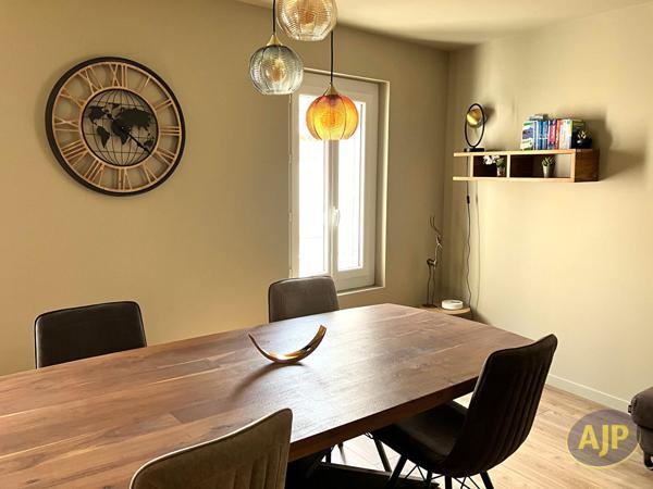 Appartement à louer Libourne : 2 pièces, 50m² avec 1 chambre(s) à 760€ - AJP Immobilier Saint Andre de Cubzac