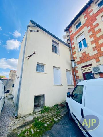 Vente immeuble Lesparre Medoc : 250 000 € - AJP Lesparre Immobilier