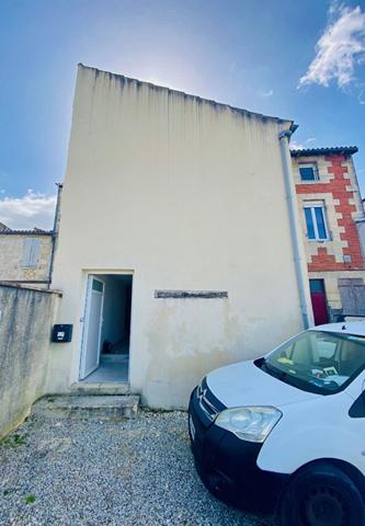 Vente immeuble Lesparre Medoc : 250 000 € - AJP Lesparre Immobilier