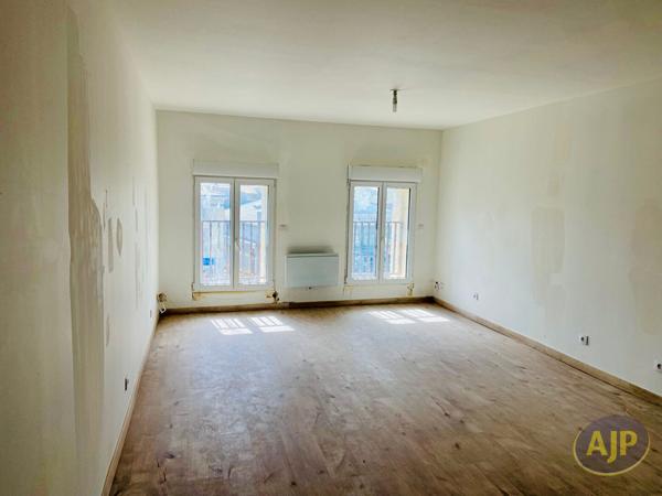 Vente immeuble Lesparre Medoc : 250 000 € - AJP Lesparre Immobilier