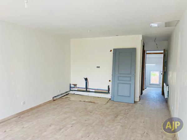Vente immeuble Lesparre Medoc : 250 000 € - AJP Lesparre Immobilier
