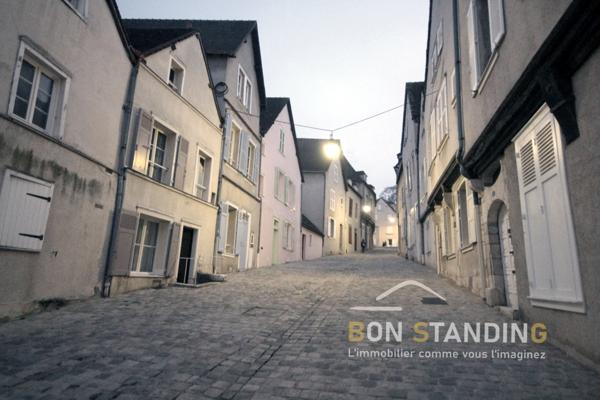 Chartres (28000) Appt T4 de 90 m² avec cave privative (parking en sus)