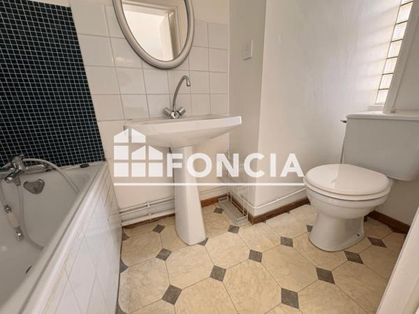 Location Studio 25.65 m² - Cahors 46000