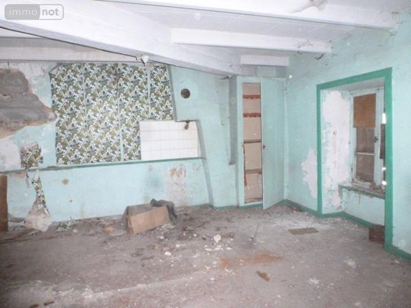 Immeuble à vendre à Saint-Flour dans le Cantal (15100), ref : 044/861