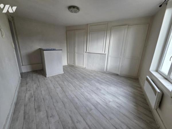 LILLE A MOINS DE 10 MINUTES A PIED DU METRO GAMBETTA OU WAZEMMES STUDIO DE 22, 1 M2 A RENOVER - 