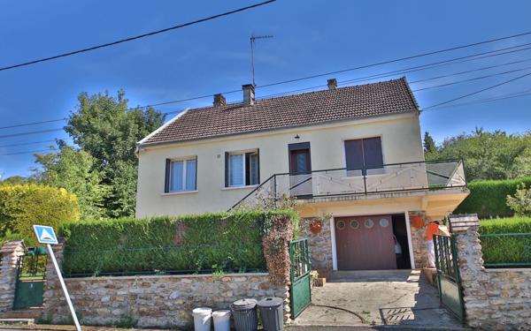 Maison à vendre    4 pièces • 76 m2 Étampes-sur-Marne