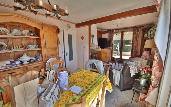 Maison à vendre    4 pièces • 76 m2 Étampes-sur-Marne