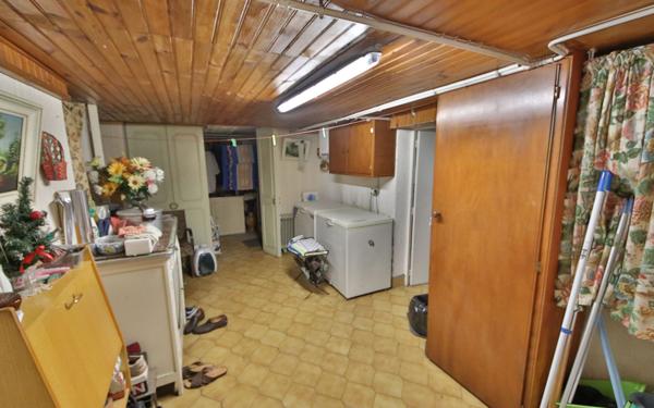 Maison à vendre    4 pièces • 76 m2 Étampes-sur-Marne