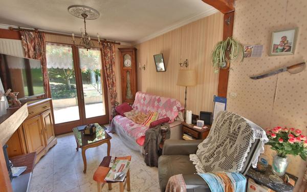 Maison à vendre    4 pièces • 76 m2 Étampes-sur-Marne