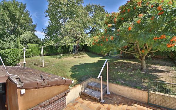 Maison à vendre    4 pièces • 76 m2 Étampes-sur-Marne