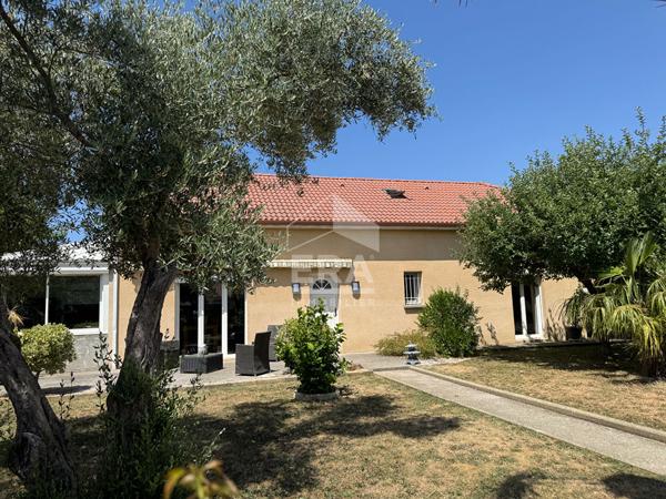 Grande maison de 177 m² avec jardin et garage
