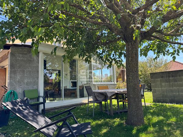 Grande maison de 177 m² avec jardin et garage