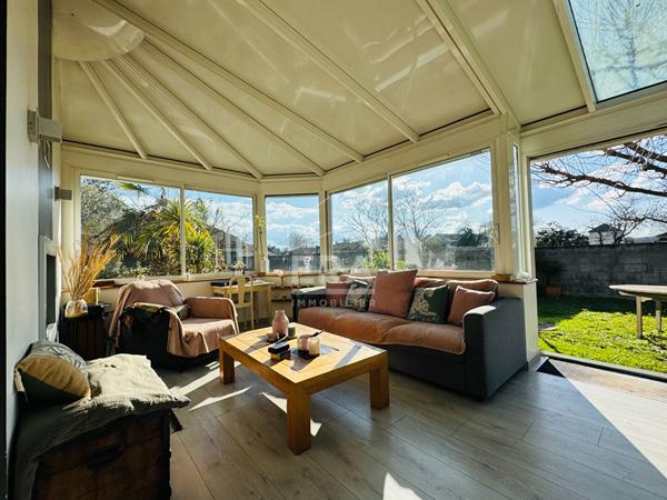 Grande maison de 177 m² avec jardin et garage