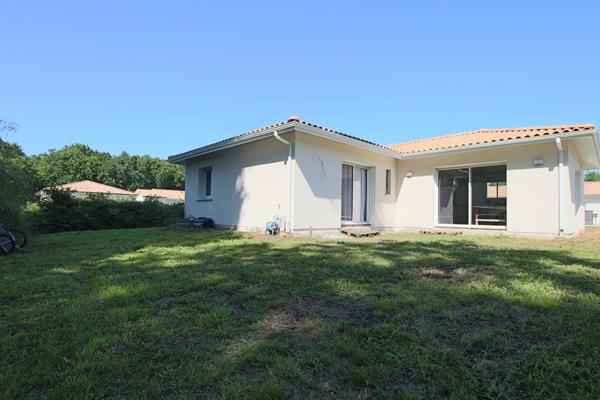 Maison neuve de 2024 à Salles 5 pièce(s) 100.10 m2