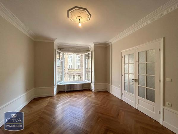 Appartement à louer 3 pièces 98.56m²