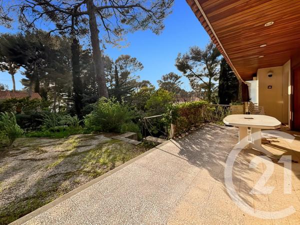 Maison à vendre  6 pièces - 134,63 m2 SANARY SUR MER - 83