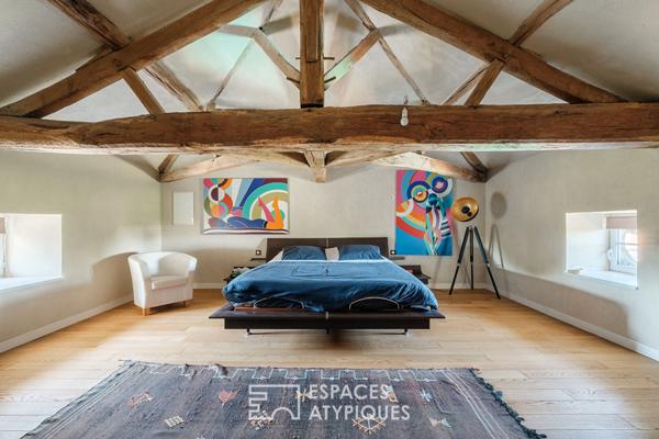 Élégante maison de maître avec son parc arboré et sa piscine