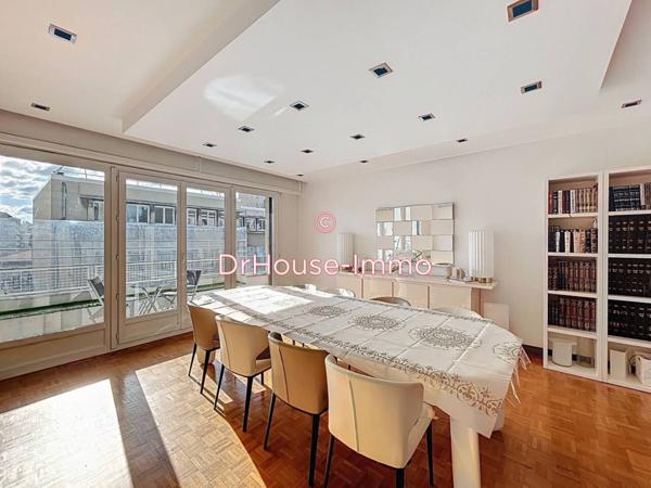 Appartement à vendre 5 pièces de 128 m²