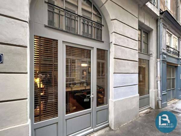 LYON 1ER rue ROYALE à deux pas de la Mère BRAZIER
