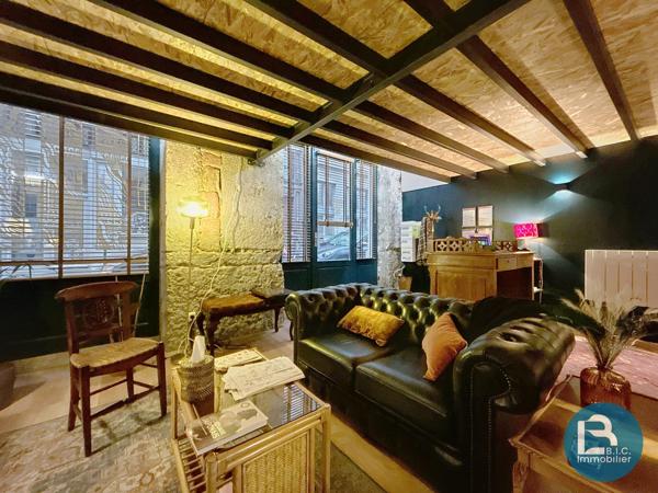 LYON 1ER rue ROYALE à deux pas de la Mère BRAZIER