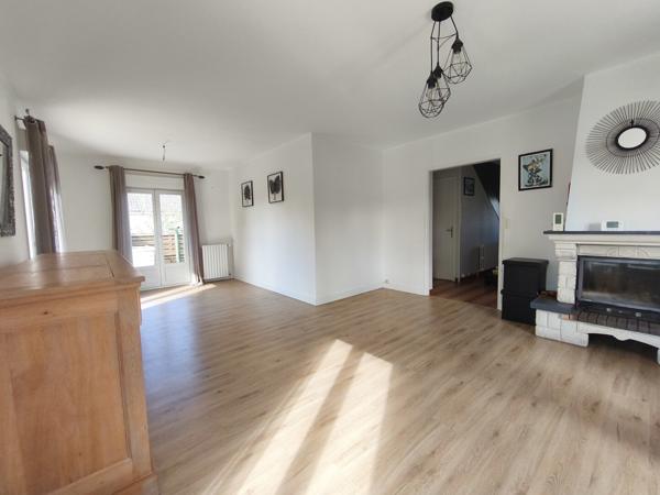 Plain-pied ? OUI ! Maison individuelle avec sous-sol complet et jardin