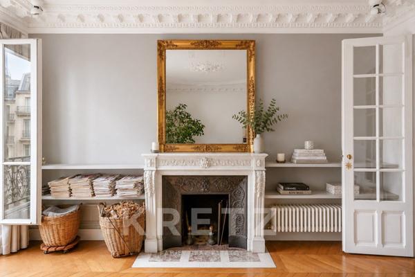 PARIS VIIIe - St Augustin/Europe - Appartement familial de 182m2