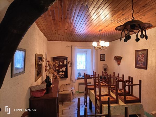À vendre - Maison individuelle, 5 pièces située à Montpezat-sous-Bauzon (07560)