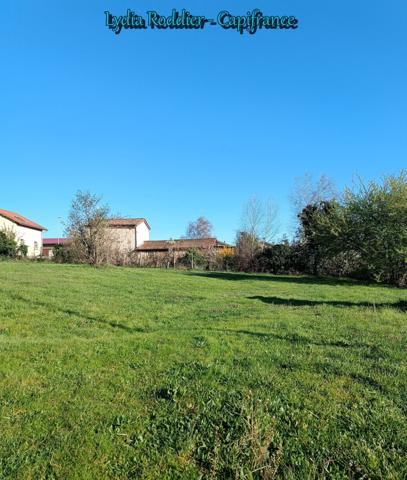 Terrain à vendre - RARE sur PUY GUILLAUME (63290)