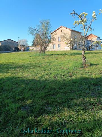 Terrain à vendre - RARE sur PUY GUILLAUME (63290)
